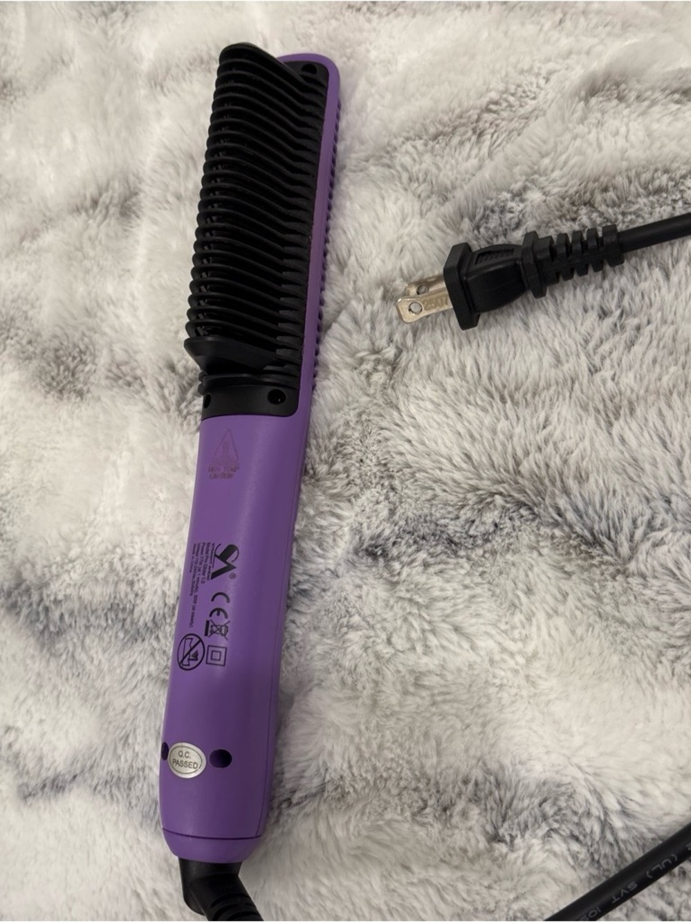 Purple Electric Hair Straightening Brush for Women - Compact Styling Tool